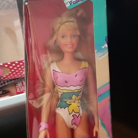Beachy keen 80s barbie bnib - Picture 5 of 5